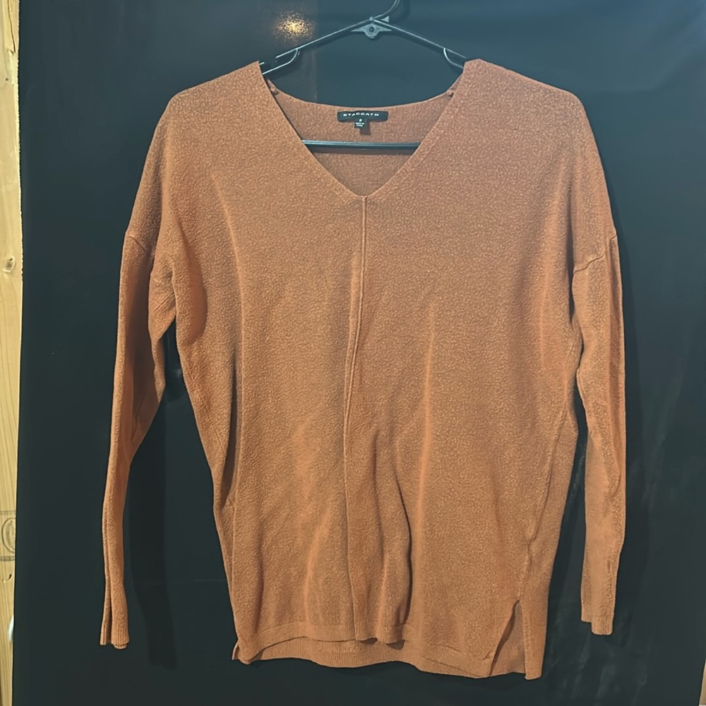Staccato Brown orange v-neck pullover size S